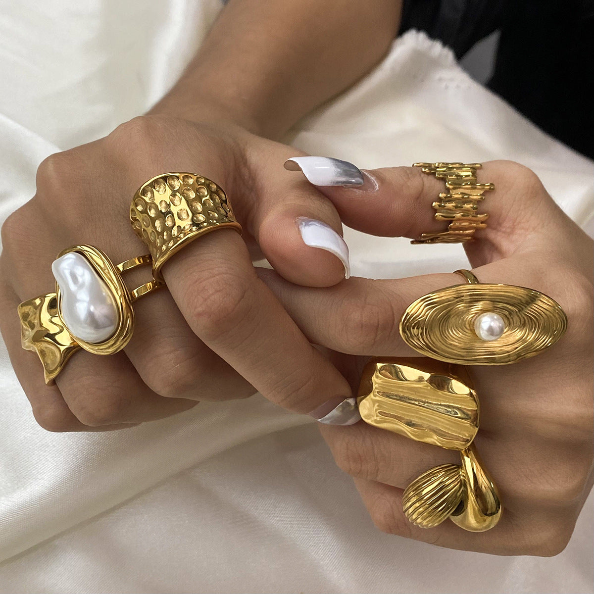18K Gold Stainless Steel Geometric Statement Ring – Titanium Fashion Band